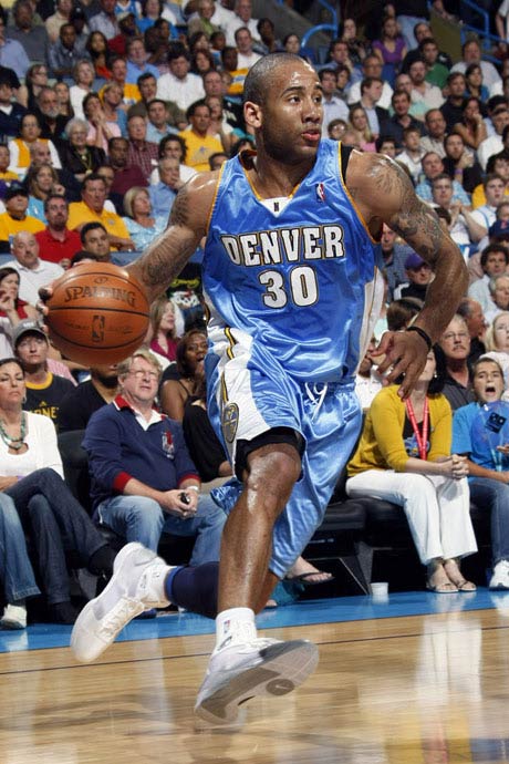 更是整个团 更是整个团