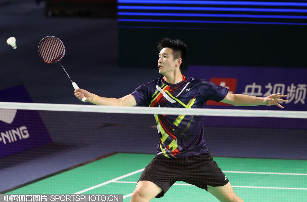 几位青年选 几位青年选